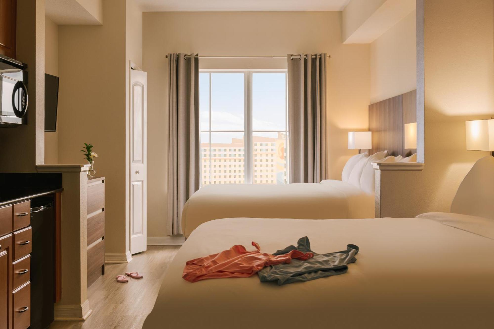 The Point By Edge 3*