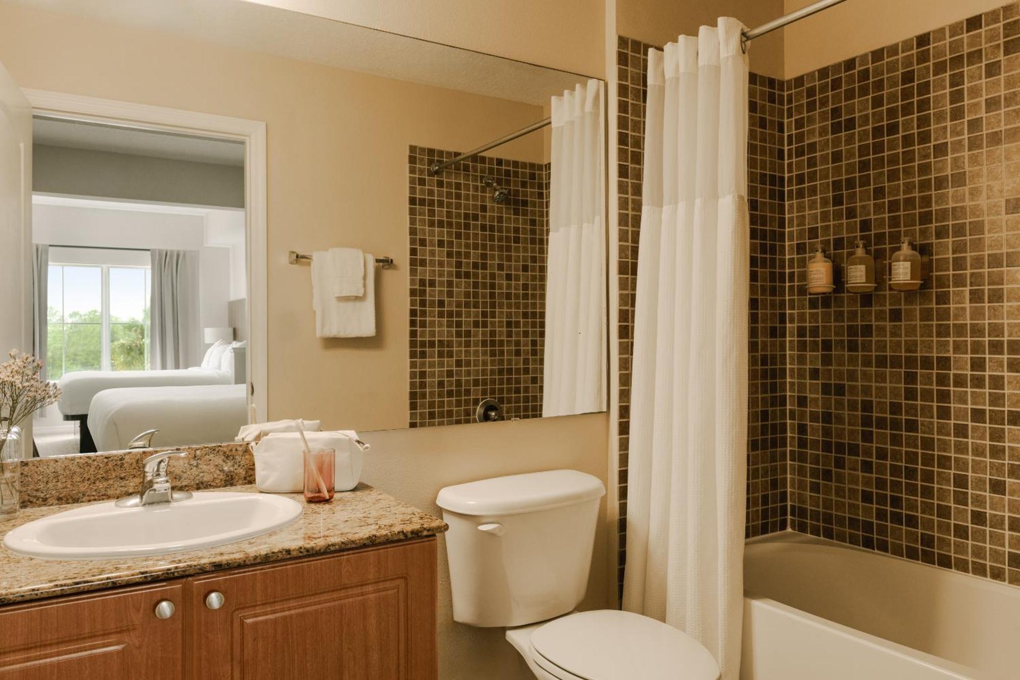 Aparthotel The Point By Edge 3*